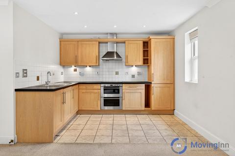 2 bedroom flat to rent, Martell Road, West Norwood, SE21 8EA