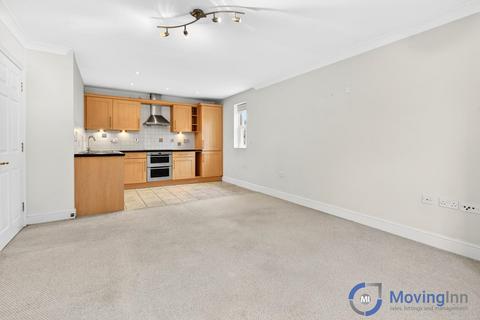 2 bedroom flat to rent, Martell Road, West Norwood, SE21 8EA
