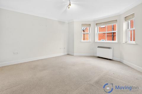 2 bedroom flat to rent, Martell Road, West Norwood, SE21 8EA
