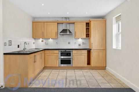 2 bedroom flat to rent, Martell Road, West Norwood, SE21 8EA