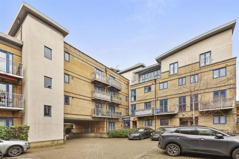 3 bedroom terraced house for sale, Dovecot Road, High Wycombe HP13