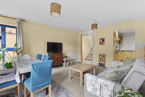 3 bedroom terraced house for sale, Dovecot Road, High Wycombe HP13