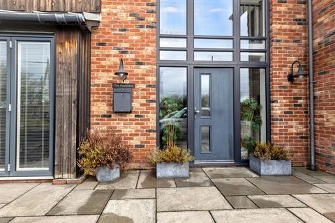 4 bedroom detached house for sale, Heath Road, St Osyth CO16