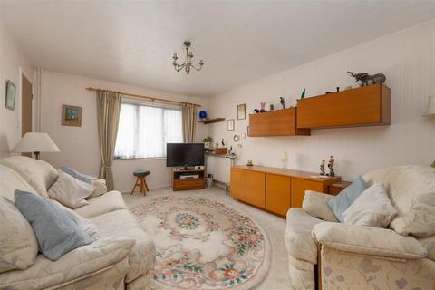 2 bedroom semi-detached bungalow for sale, The Meadows, Herne Bay