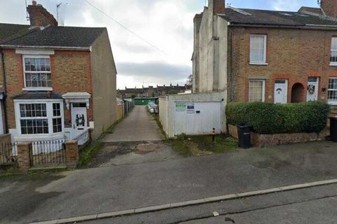 Garage to rent, Caslon Way, Letchworth Garden City SG6