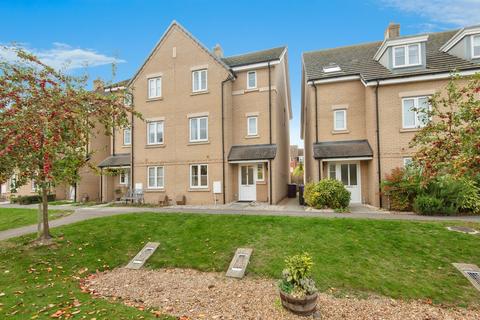 Grenfell Gardens, Royston