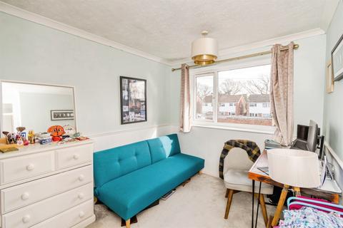 3 bedroom end of terrace house for sale, Abbotswood Close, Romsey