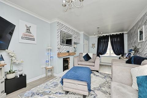 3 bedroom semi-detached house for sale, Salhouse Road, Norwich