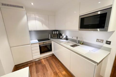 3 bedroom flat to rent, Lancaster Gate, London W2
