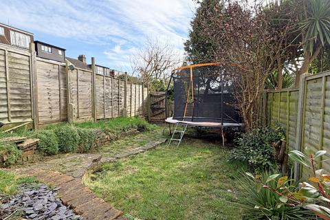 3 bedroom terraced house for sale, Quarry Bank Road, Brighton BN1