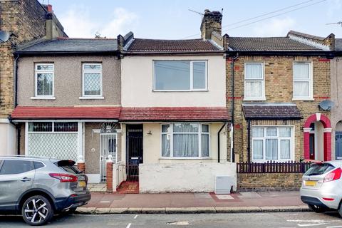 undefined, Avenons Road, London, E13