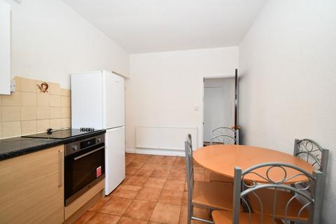 undefined, Avenons Road, London, E13