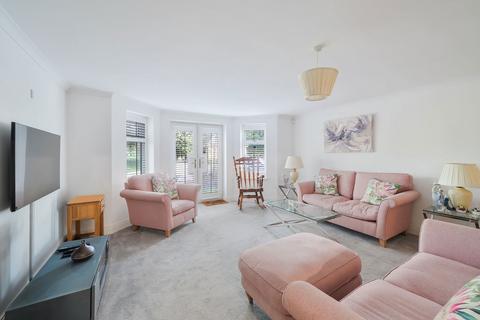 2 bedroom flat for sale, 2 Landscape Road, Warlingham CR6