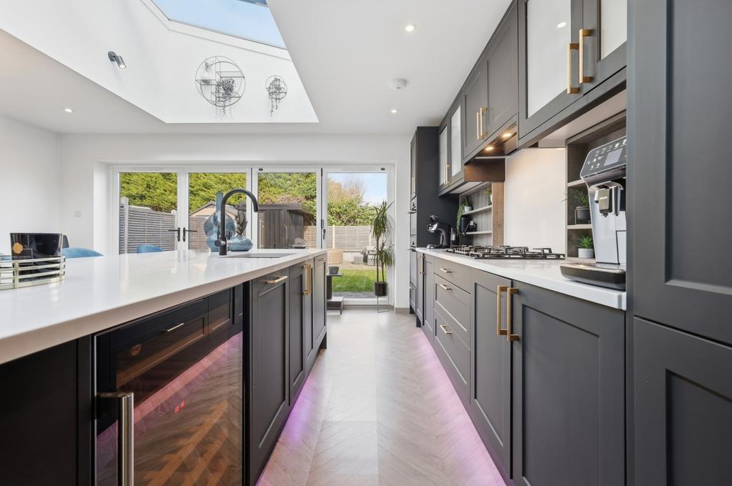 Open Plan Kitchen 3