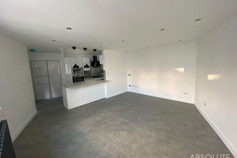 1 bedroom detached house to rent, Higher Warberry Road, Torquay, TQ1