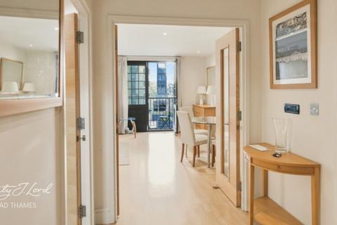 undefined, Cayenne Court, LONDON