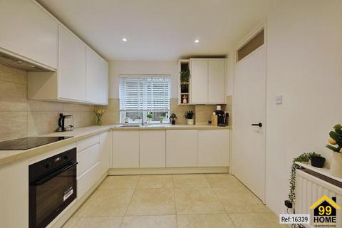 undefined, St Ervans Road, London, W10