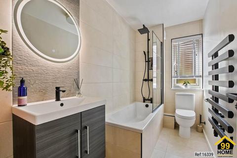 undefined, St. Ervans Road, London, W10