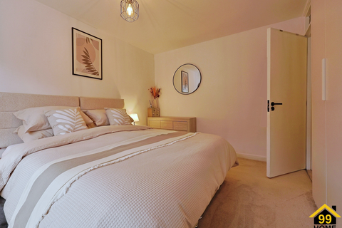 undefined, St. Ervans Road, London, W10