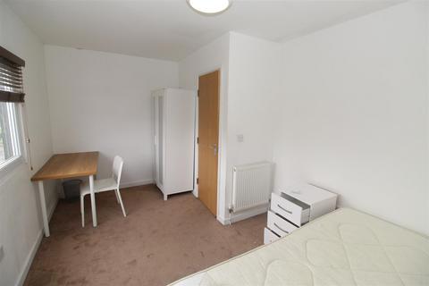 7 bedroom house for sale, Rhymney Street, Cardiff CF24