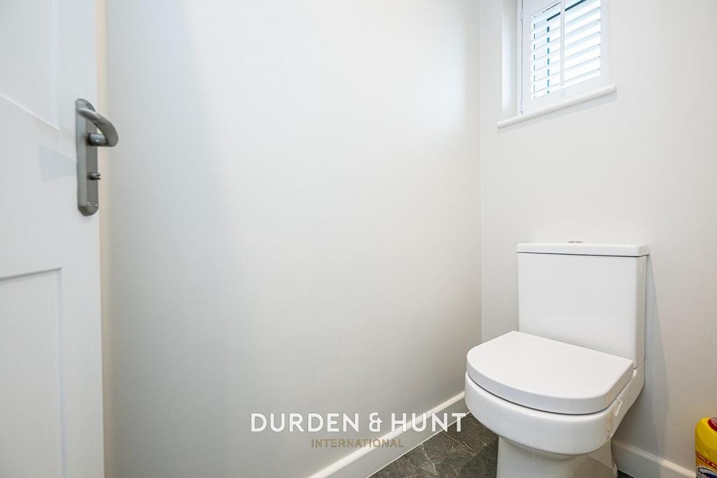 Dury-23.jpg