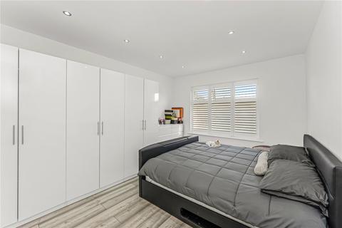 5 bedroom end of terrace house for sale, Arandora Crescent, Chadwell Heath RM6