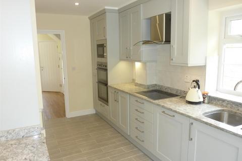 undefined, Westwell Court, Kent TN30