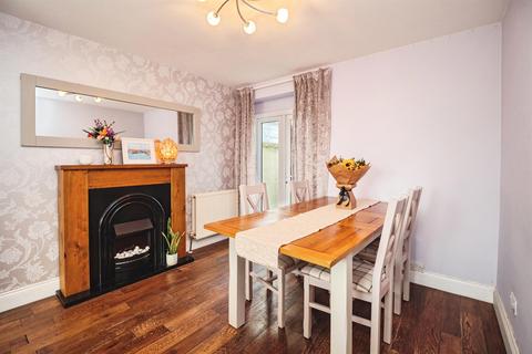 3 bedroom semi-detached house for sale, Chickerell Road, Weymouth