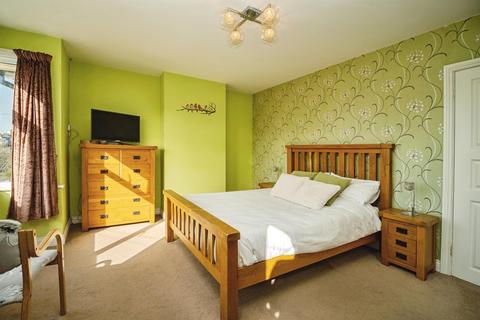 3 bedroom semi-detached house for sale, Chickerell Road, Weymouth