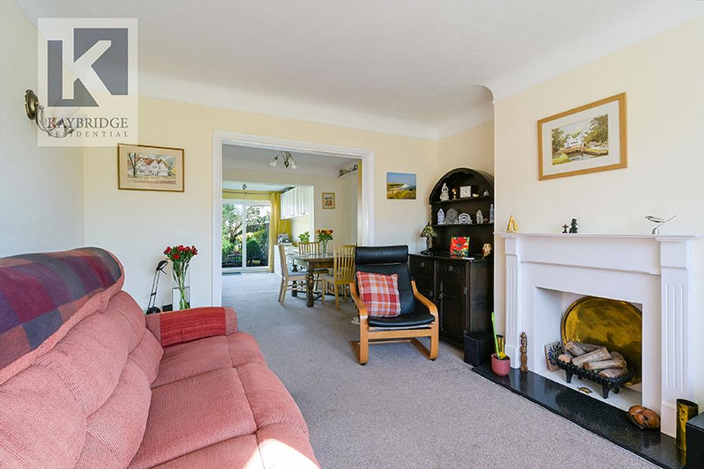 Oakhurst Road, Epsom - KT19 9 SF