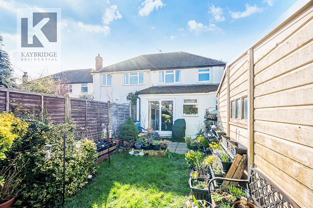 Oakhurst Road, Epsom - KT19 9 SF