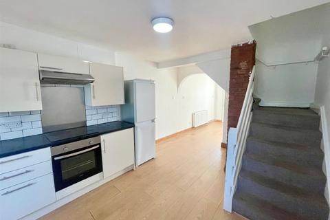 2 bedroom terraced house for sale, Monument Street, Peterborough