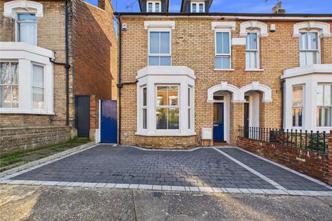 4 bedroom semi-detached house for sale, Salisbury Avenue, Colchester, Essex, CO3