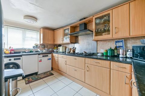 undefined, Northfield Road, Heston, Hounslow, TW5