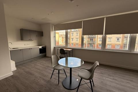 Studio to rent, Friary House, Southampton, SO14