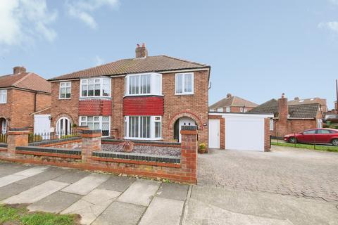 3 bedroom semi-detached house for sale, Howe Hill Close, York