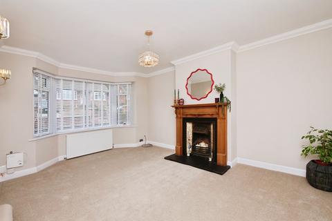 3 bedroom semi-detached house for sale, Howe Hill Close, York