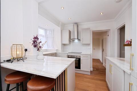 3 bedroom semi-detached house for sale, Howe Hill Close, York