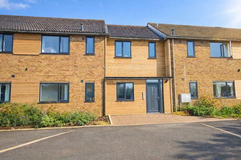 2 bedroom flat to rent, Stratton Road, Swindon SN1