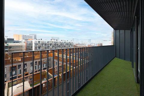2 bedroom apartment to rent, Spinners Way, Manchester