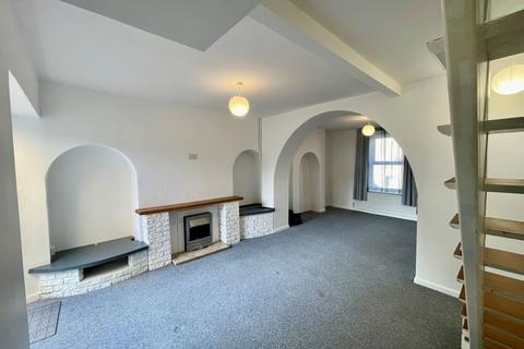 2 bedroom end of terrace house for sale, Albert Avenue, Newport NP19