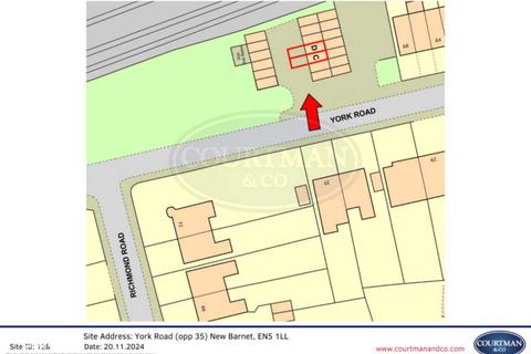 Garage to rent, York Road, New Barnet EN5
