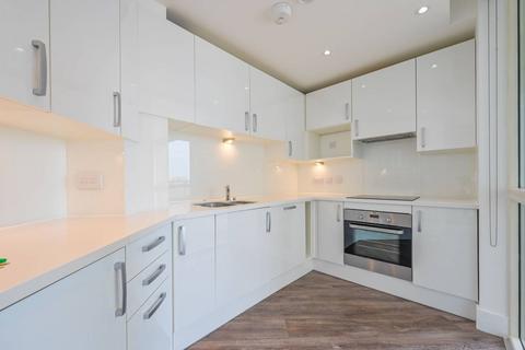 2 bedroom flat to rent, Silvertown Way, Canning Town, London, E16