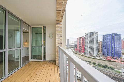 2 bedroom flat to rent, Silvertown Way, Canning Town, London, E16