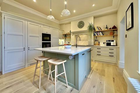 undefined, Newbridge Hill, Bath