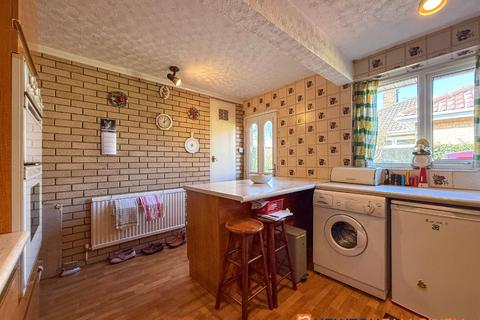 3 bedroom semi-detached bungalow for sale, Village Way, 8 NG24