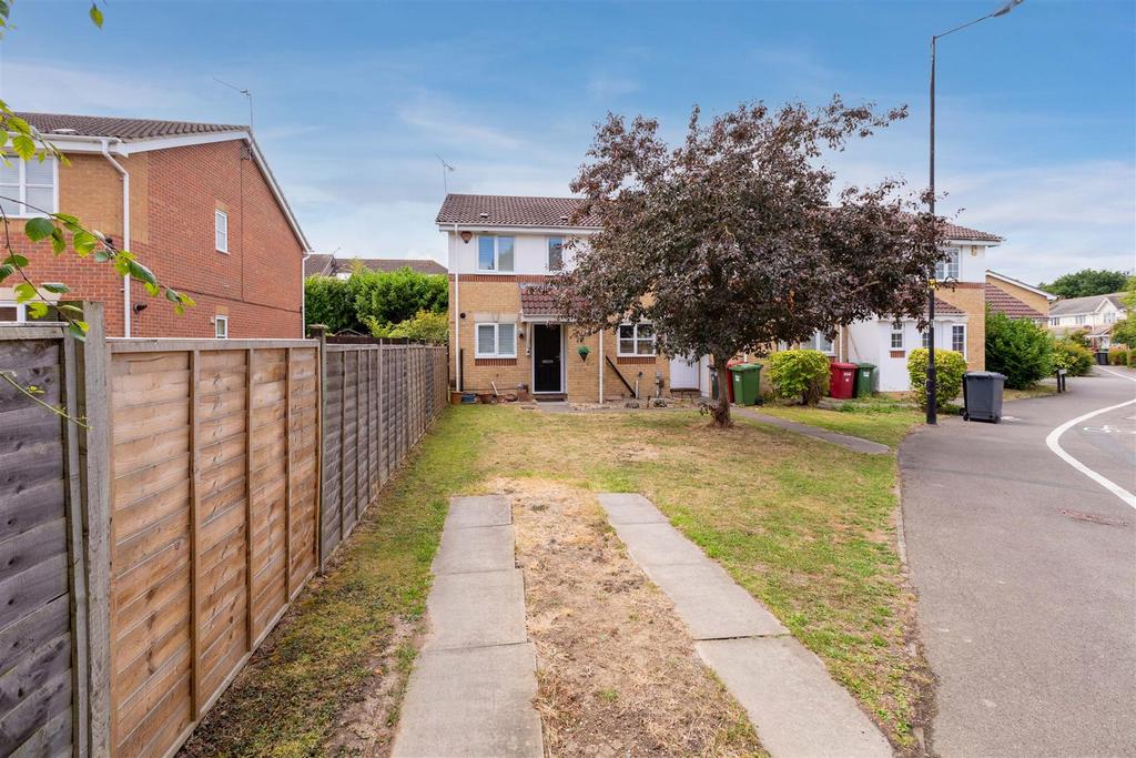 64 Richards Way-6.jpg