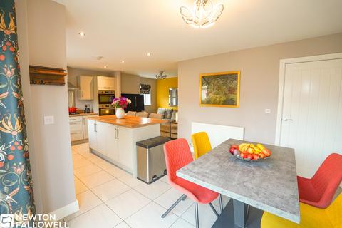 4 bedroom detached house for sale, Forester Gardens, Retford DN22