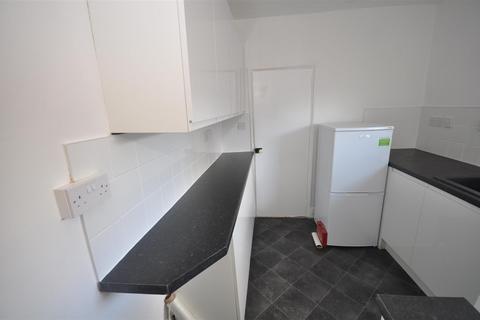 1 bedroom flat to rent, Flat 2, 17 Market Place, Warwick