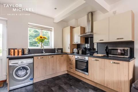 5 bedroom semi-detached house to rent, Colbourne Avenue, Brighton